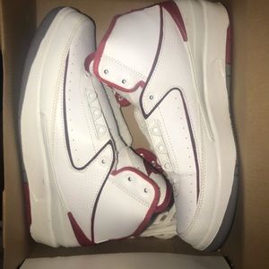 Red & White Jordan Retro 2 ‘Chicago Home’ Sz 6.5